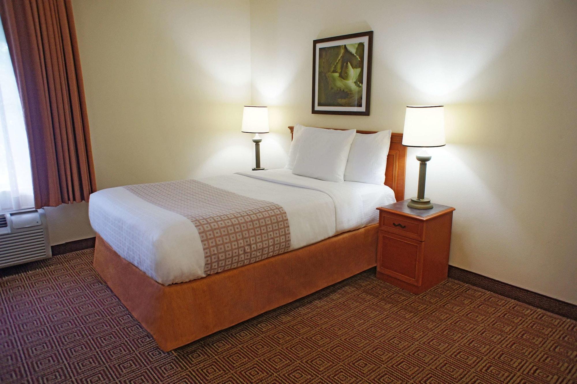 La Quinta Inn & Suites By Wyndham Sawgrass Sunrise Zewnętrze zdjęcie