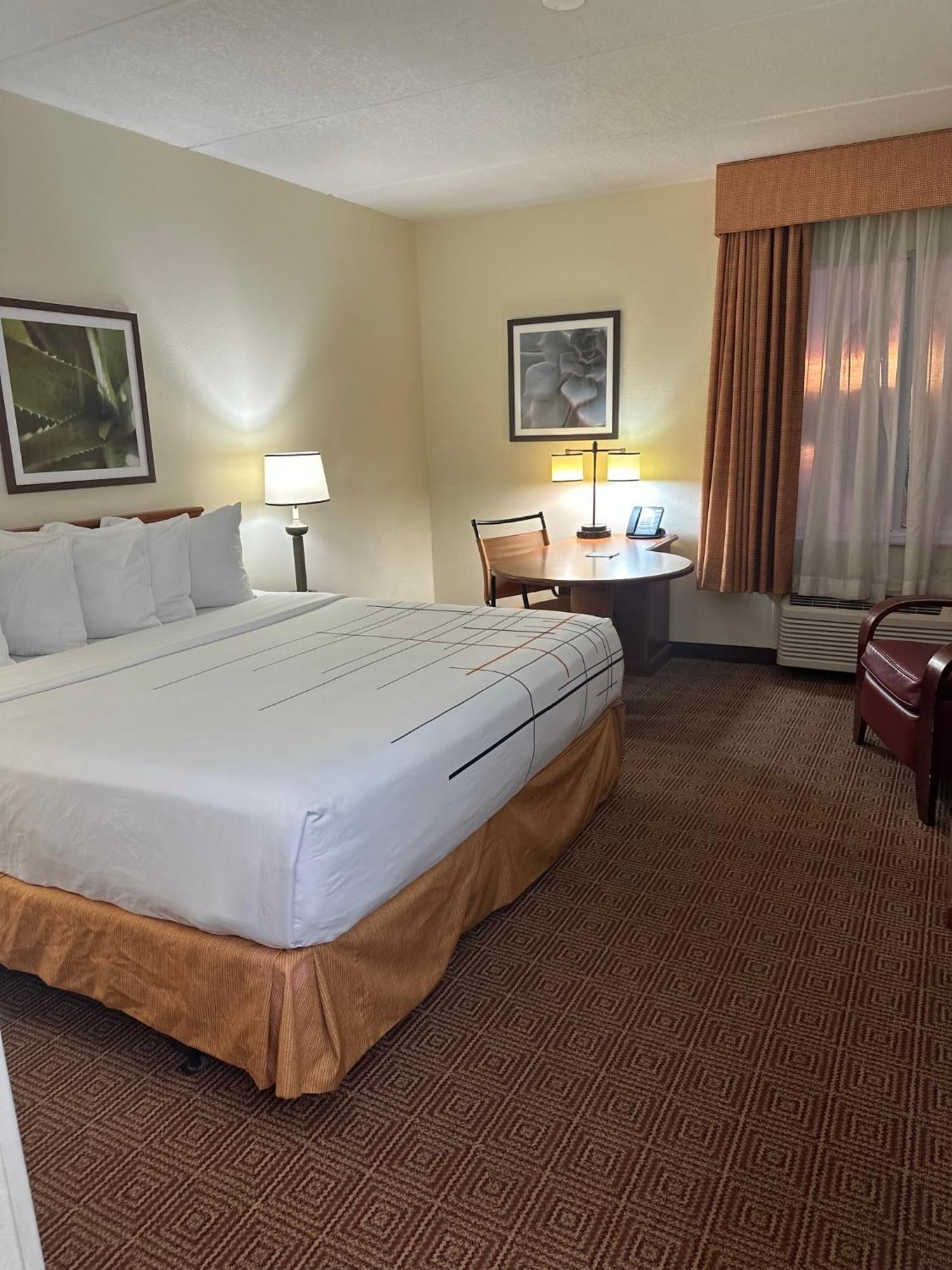 La Quinta Inn & Suites By Wyndham Sawgrass Sunrise Zewnętrze zdjęcie