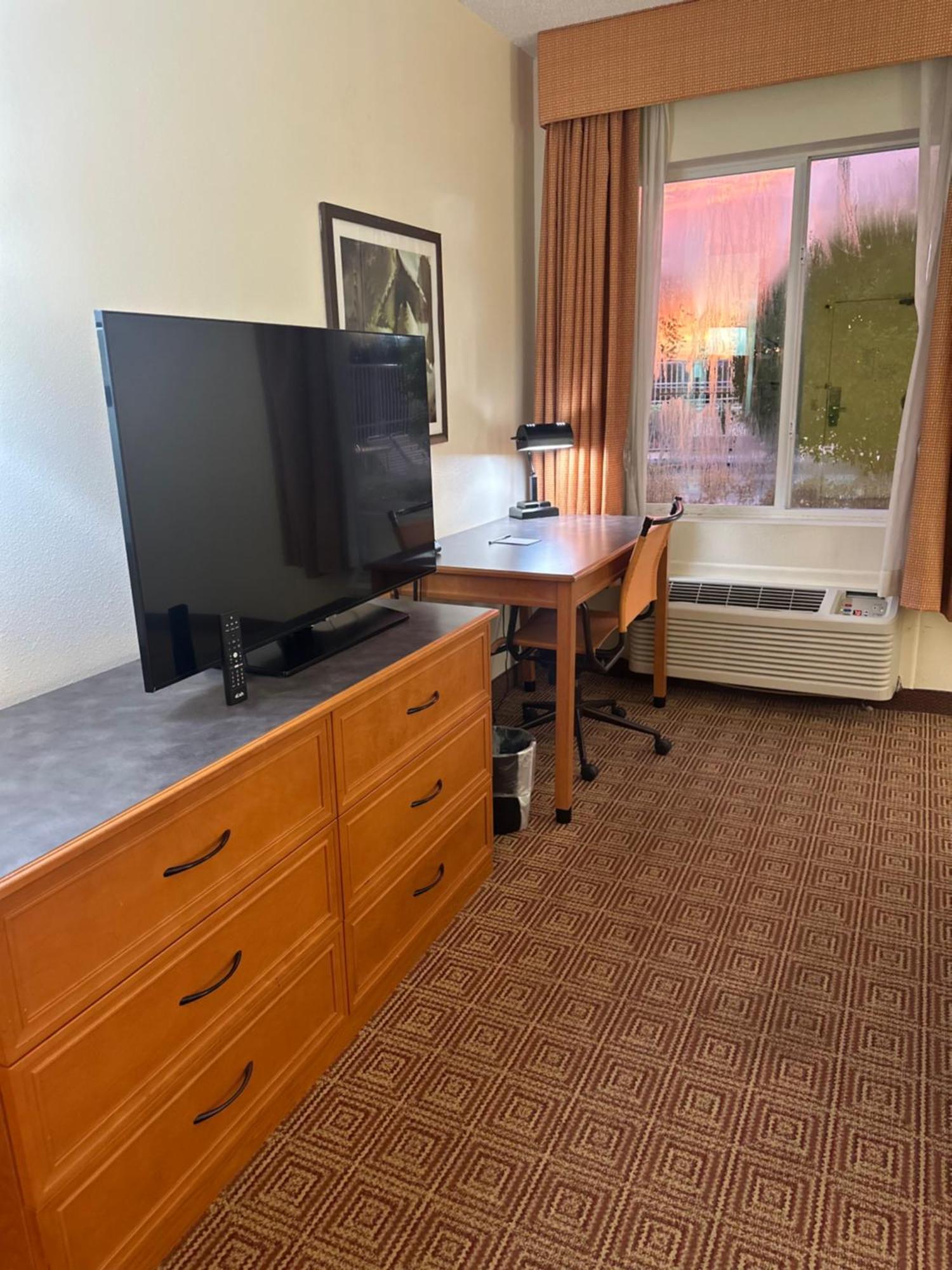 La Quinta Inn & Suites By Wyndham Sawgrass Sunrise Zewnętrze zdjęcie